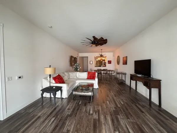 $2,900 | 12 Harbour Isle Drive West, Unit 306, Fort Pierce, FL 34949