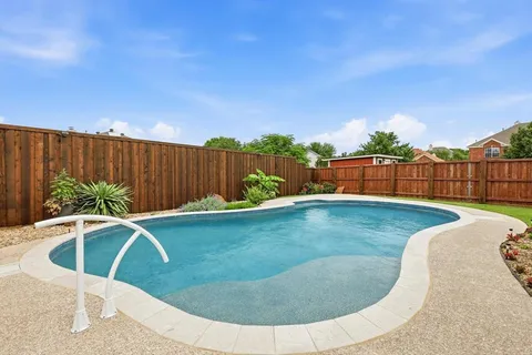 $427,000 | 7301 Sunburst Trail, Denton, TX 76210