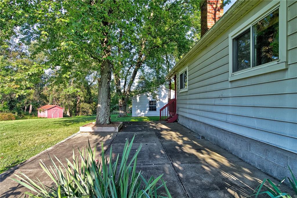 1343 Anderson Road Pittsburgh, PA 15209 - Photo 5 of 20 a view of a backyard with sitting area