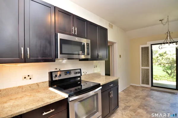 $329,900 | 334 Heritage Village, Unit A, Southbury, CT 06488