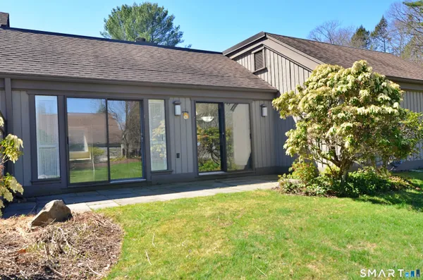 $329,900 | 334 Heritage Village, Unit A, Southbury, CT 06488