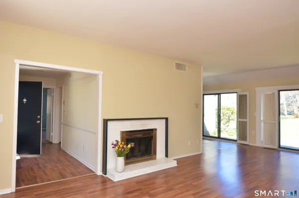 $329,900 | 334 Heritage Village, Unit A, Southbury, CT 06488