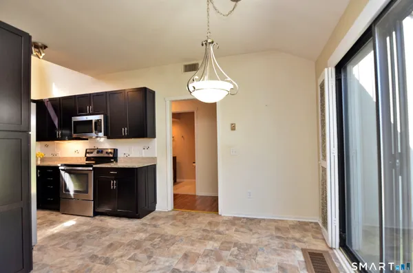 $329,900 | 334 Heritage Village, Unit A, Southbury, CT 06488