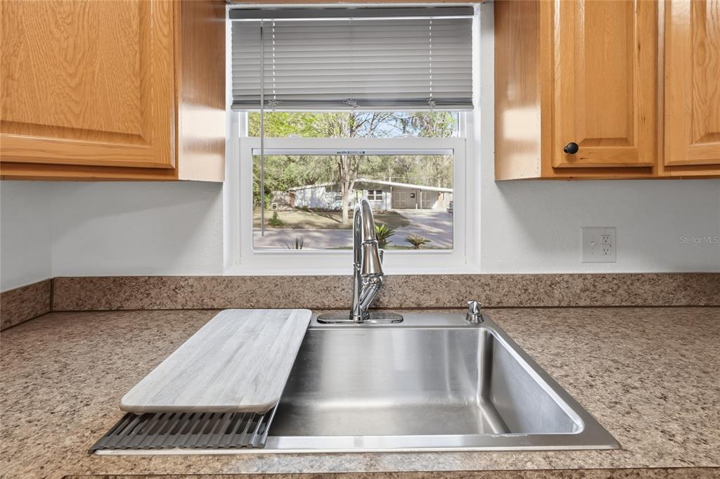 314 Northwest 36th Terrace Gainesville, FL 32607 - Photo 11 of 50