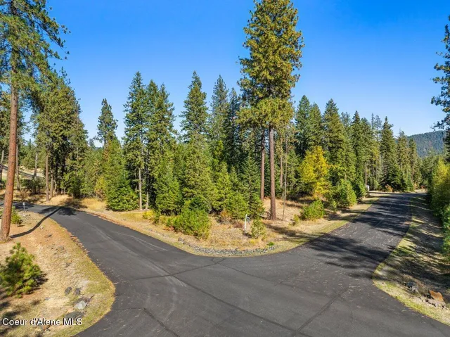 $645,000 | 1 East Gifted View Drive, Coeur D'Alene, ID 83814