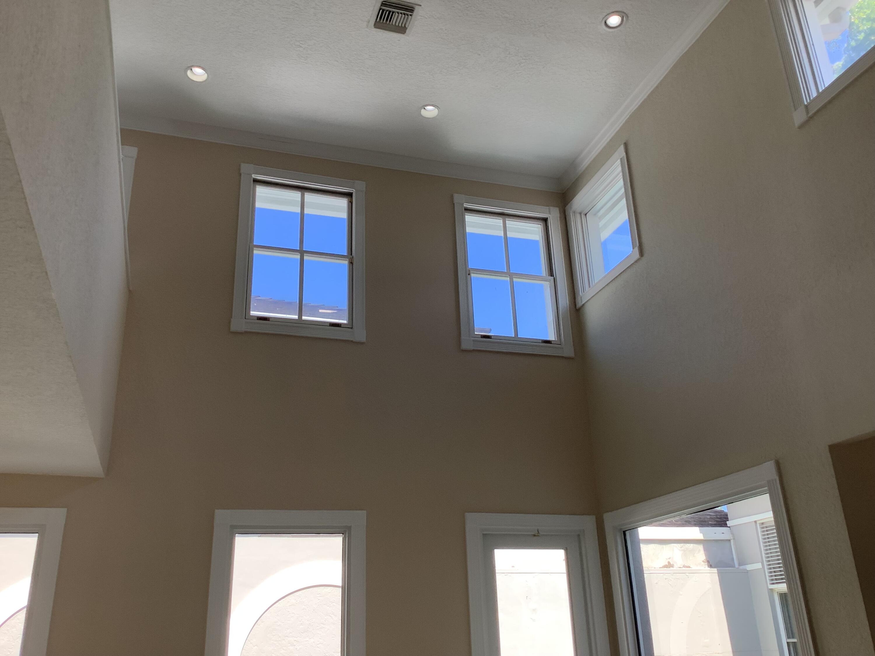 3978 Northwest 57th Street Boca Raton, FL 33496 - Photo 11 of 28 Volume Ceilings