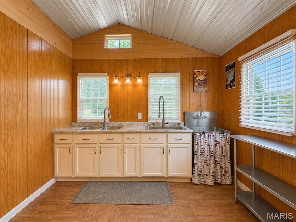 10751 State Rte F Farmington, MO 63640 - Photo 41 of 48