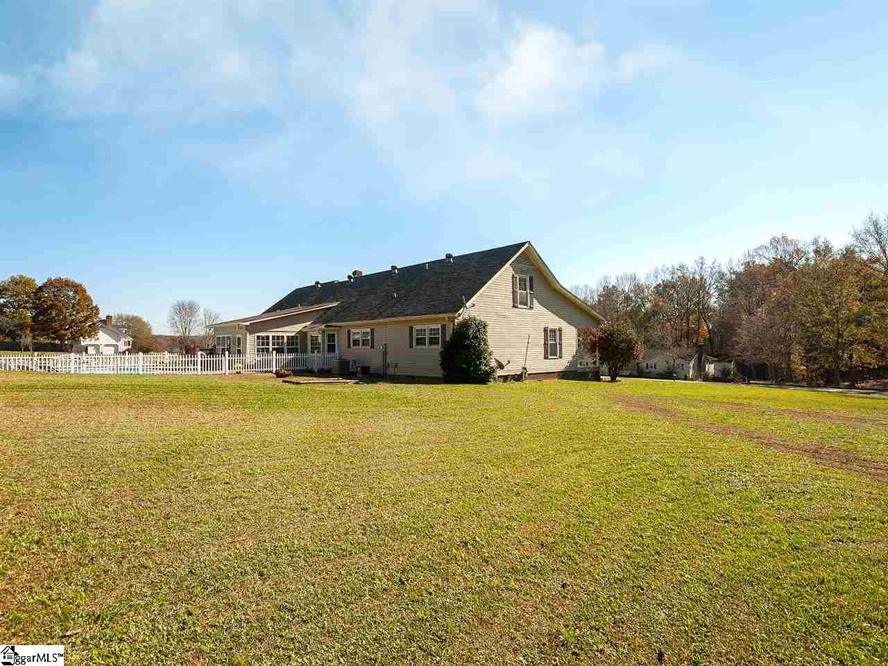 408 State Rd S-39-300 Pickens, SC 29671 - Photo 35 of 36 Gallery Image 35