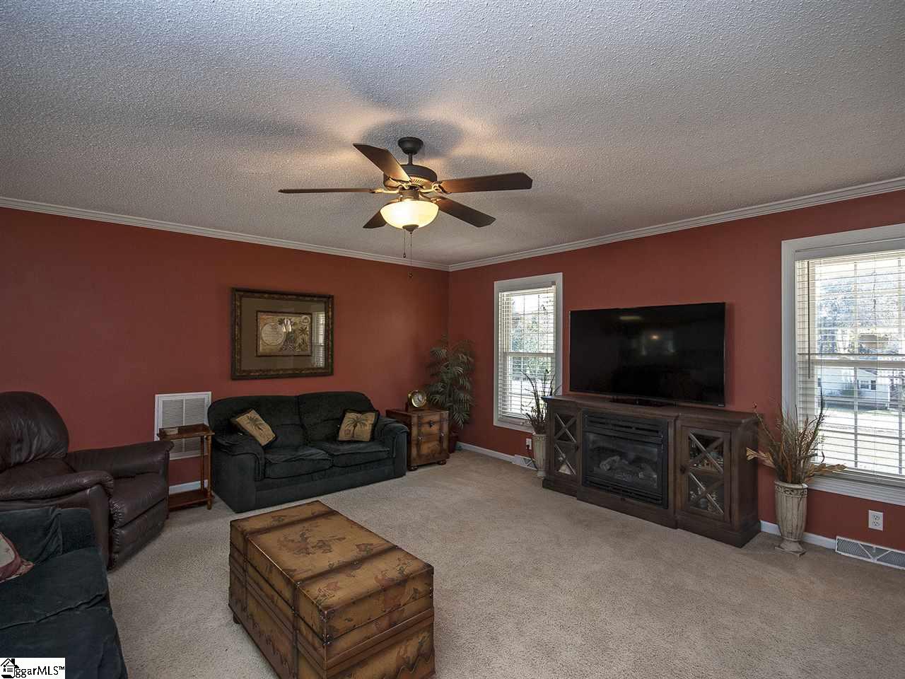 408 State Rd S-39-300 Pickens, SC 29671 - Photo 6 of 36 Gallery Image 6