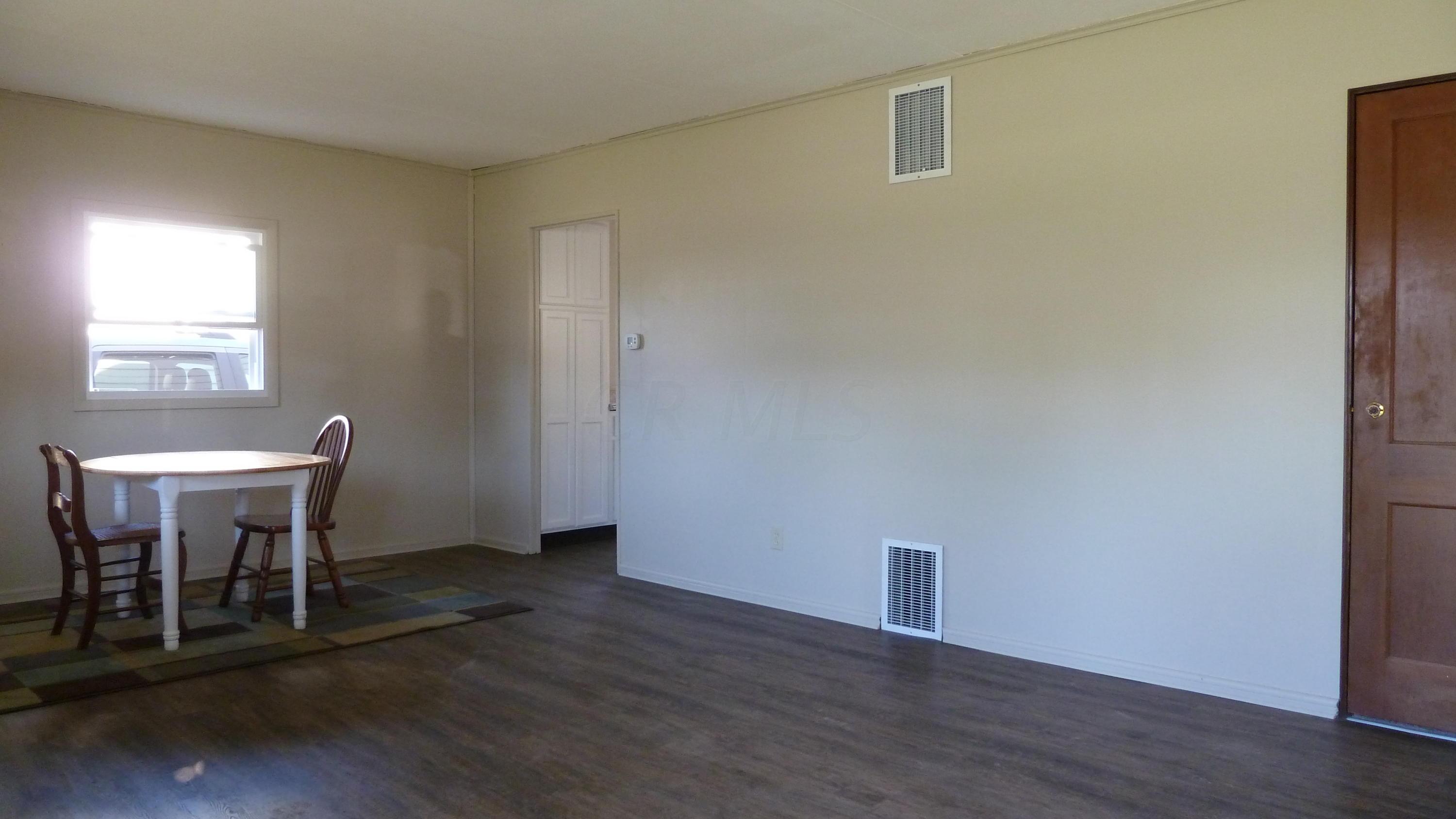 1010 South James Road Columbus, OH 43227 - Photo 11 of 21 Gallery Image 11