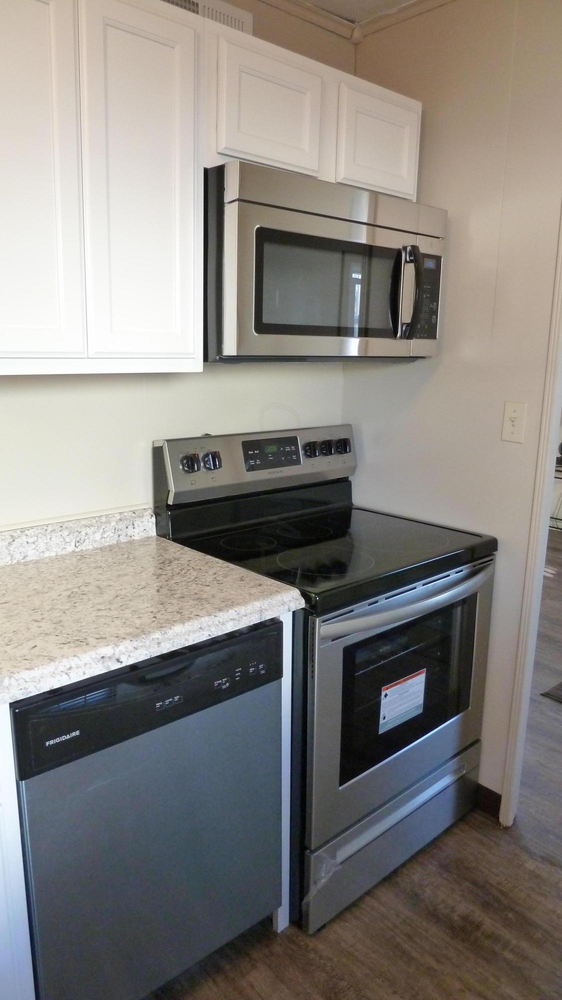 1010 South James Road Columbus, OH 43227 - Photo 14 of 21 Gallery Image 14