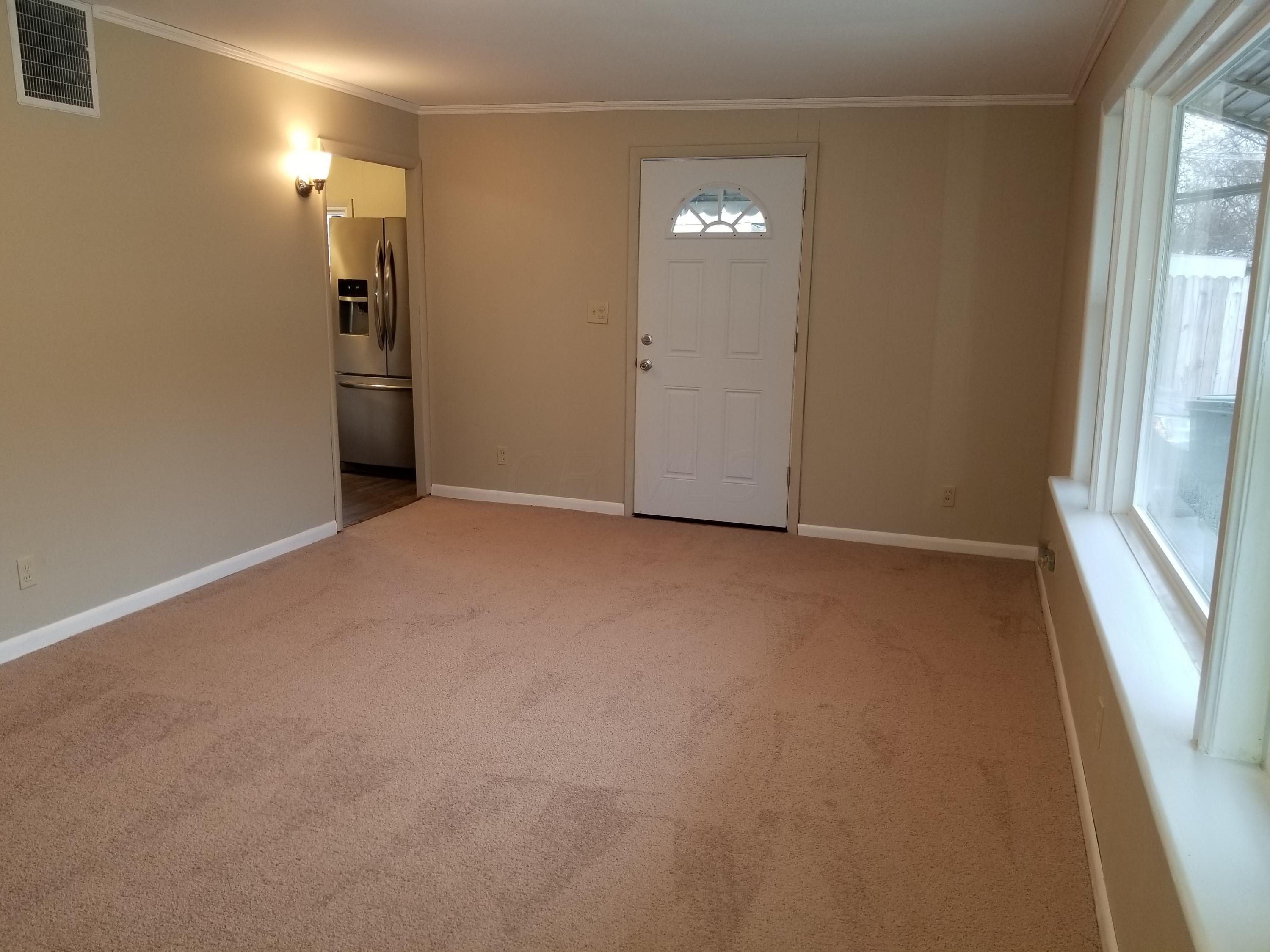 1010 South James Road Columbus, OH 43227 - Photo 8 of 21 Gallery Image 8
