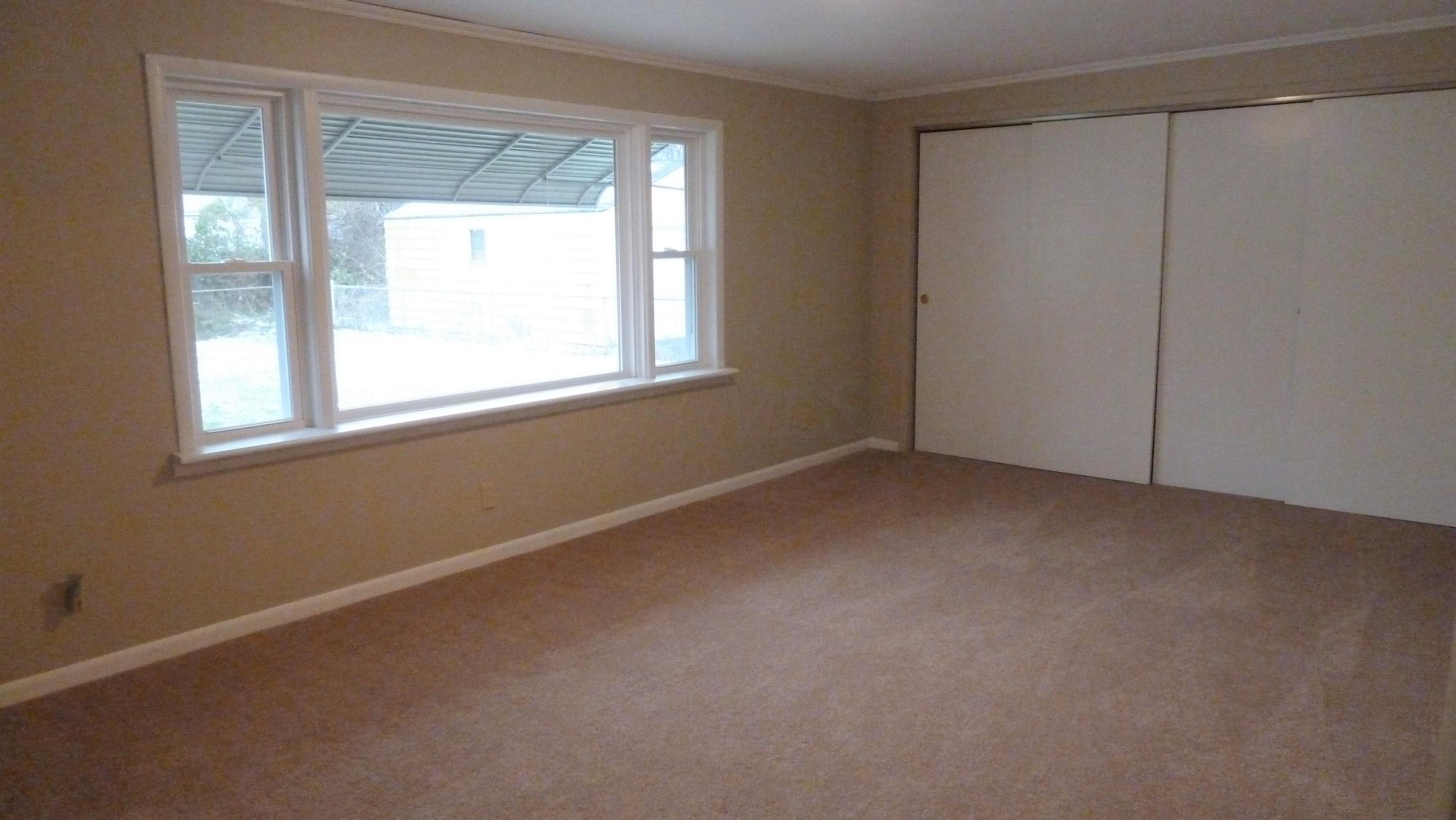 1010 South James Road Columbus, OH 43227 - Photo 9 of 21 Gallery Image 9