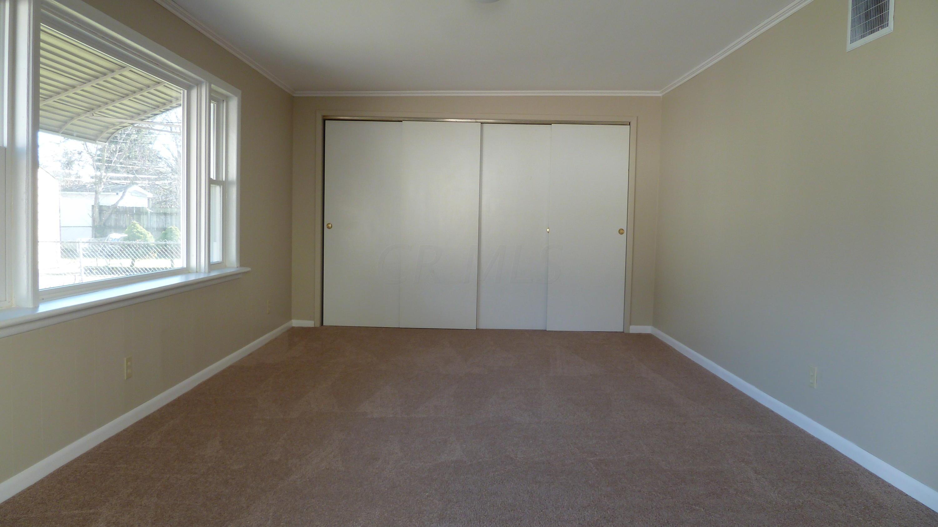 1010 South James Road Columbus, OH 43227 - Photo 10 of 21 Gallery Image 10