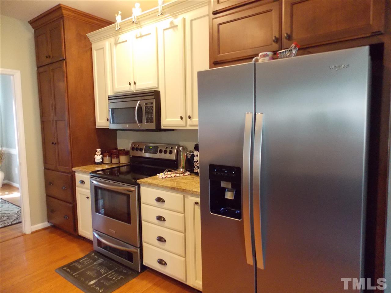 1908 Farmington Grove Drive Raleigh, NC 27614 - Photo 8 of 27 Gallery Image 8
