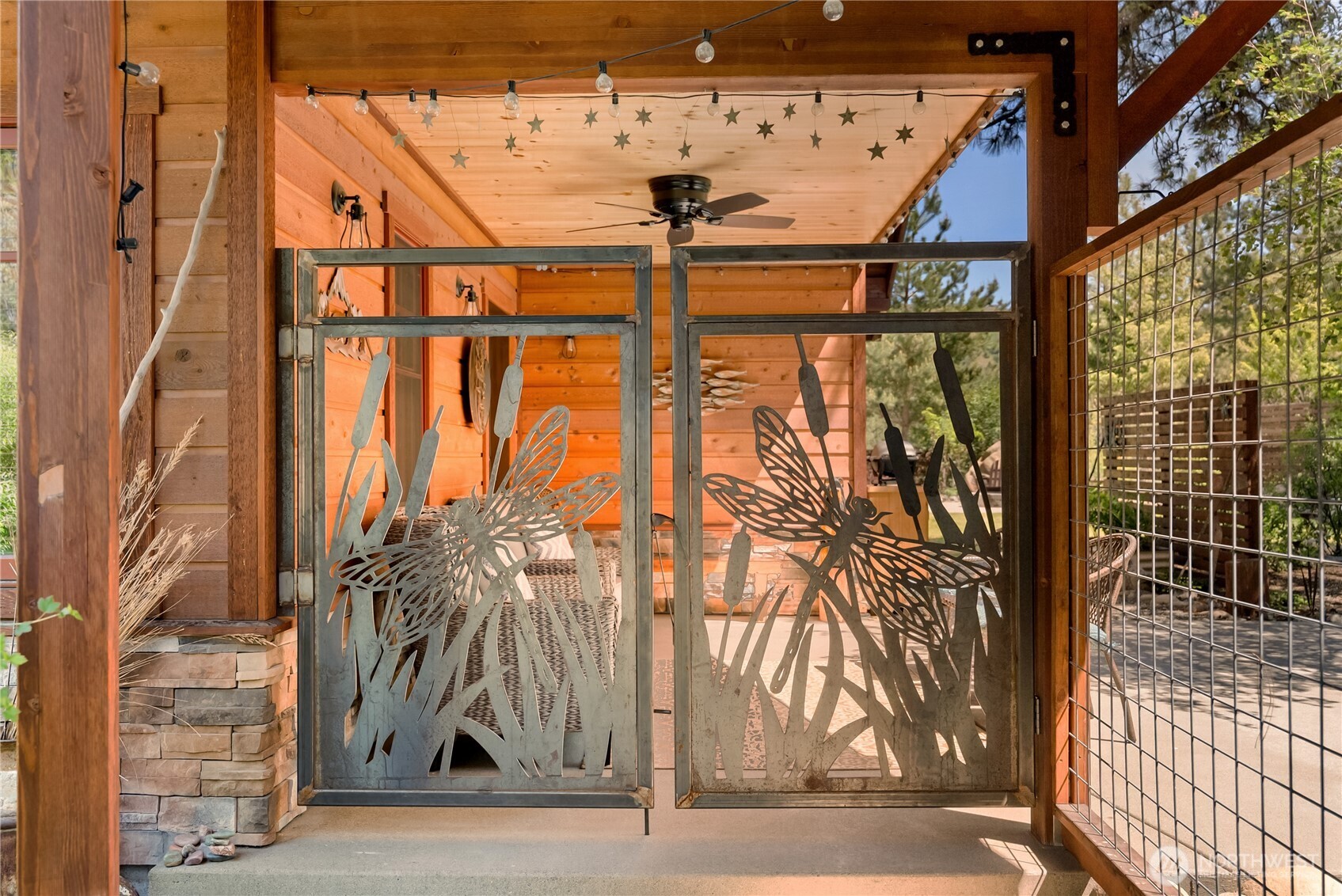 130 Sundown Road Winthrop, WA 98862 - Photo 4 of 40 a front view of a building with entryway