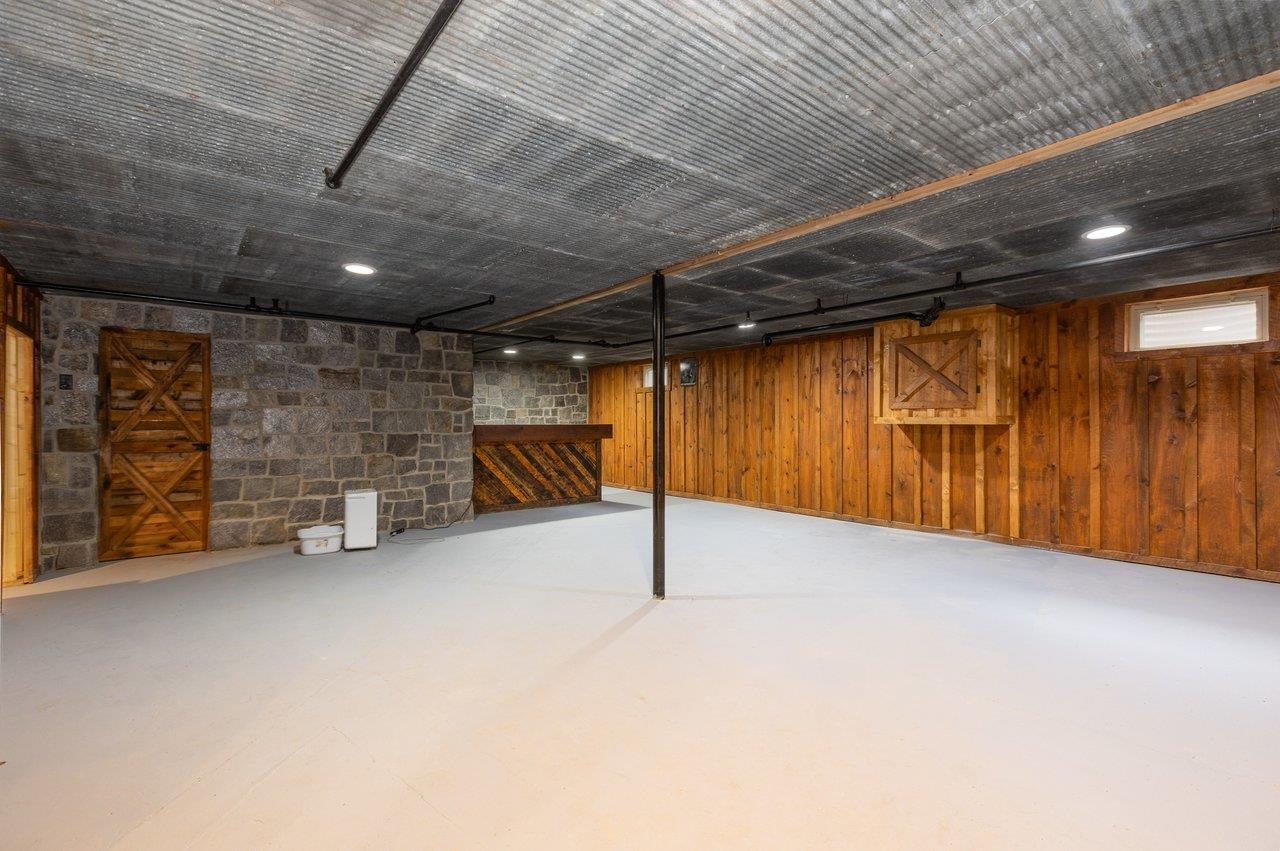 547 Grindstone Road Bridgewater, VA 22812 - Photo 30 of 57 a view of an empty room