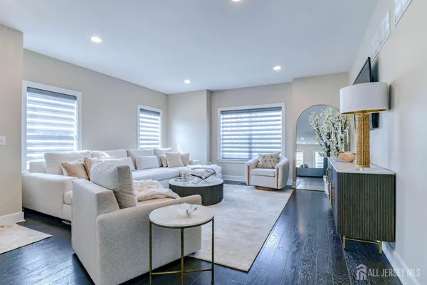 $899,000 | 1529 Paxton Lane, Monroe Township, NJ 08831