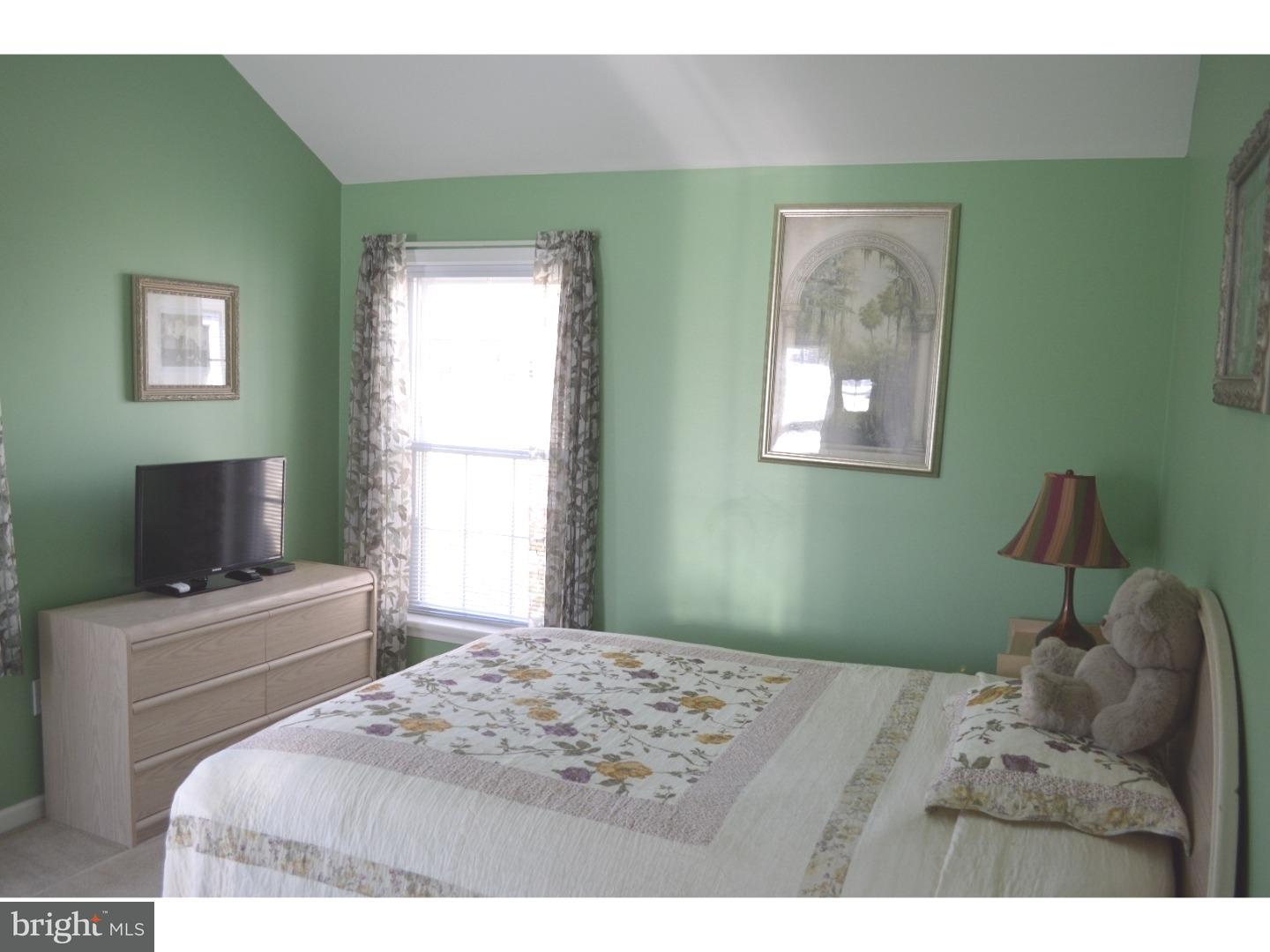 216 Upland Road Brookhaven, PA 19015 - Photo 18 of 25 Bedroom - Main
