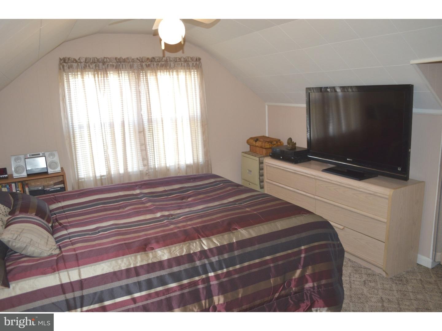 216 Upland Road Brookhaven, PA 19015 - Photo 22 of 25 Bedroom 2