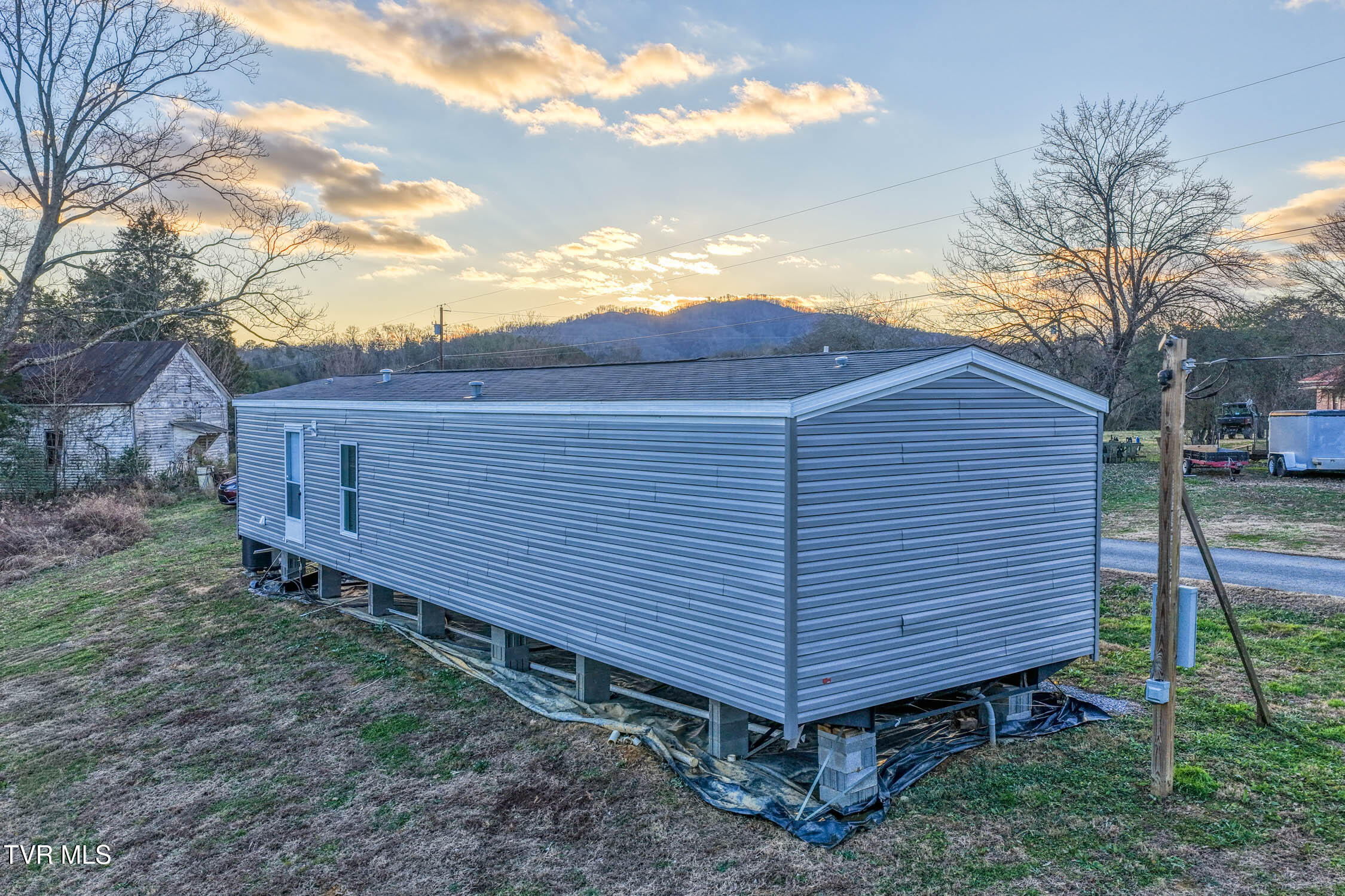 105 Bert Price Road Rogersville, TN 37857 - Photo 6 of 35 105 Bert Price MLSa (8 of 16)