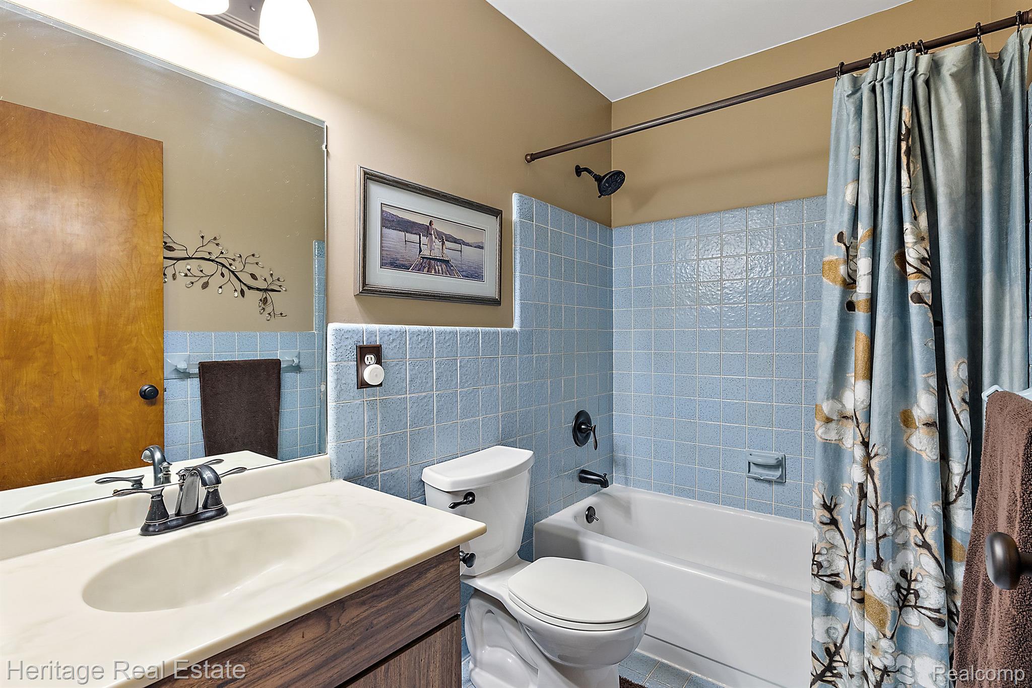 3190 West Brocker Road Metamora, MI 48455 - Photo 31 of 75 2nd Full Bath on Main Level
