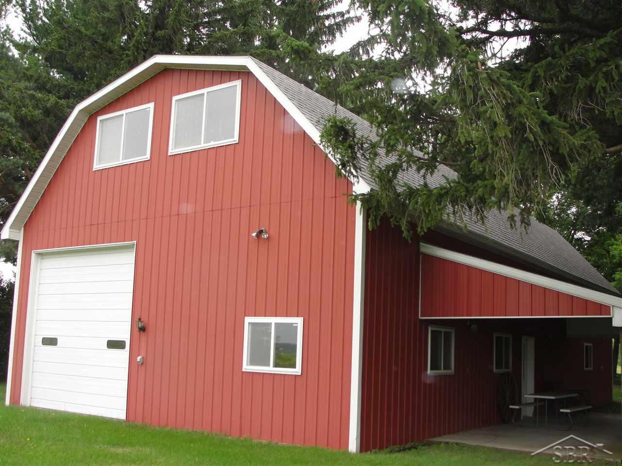 6235 Pierce Road Freeland, MI 48623 - Photo 40 of 43 31358118-39.JPG
