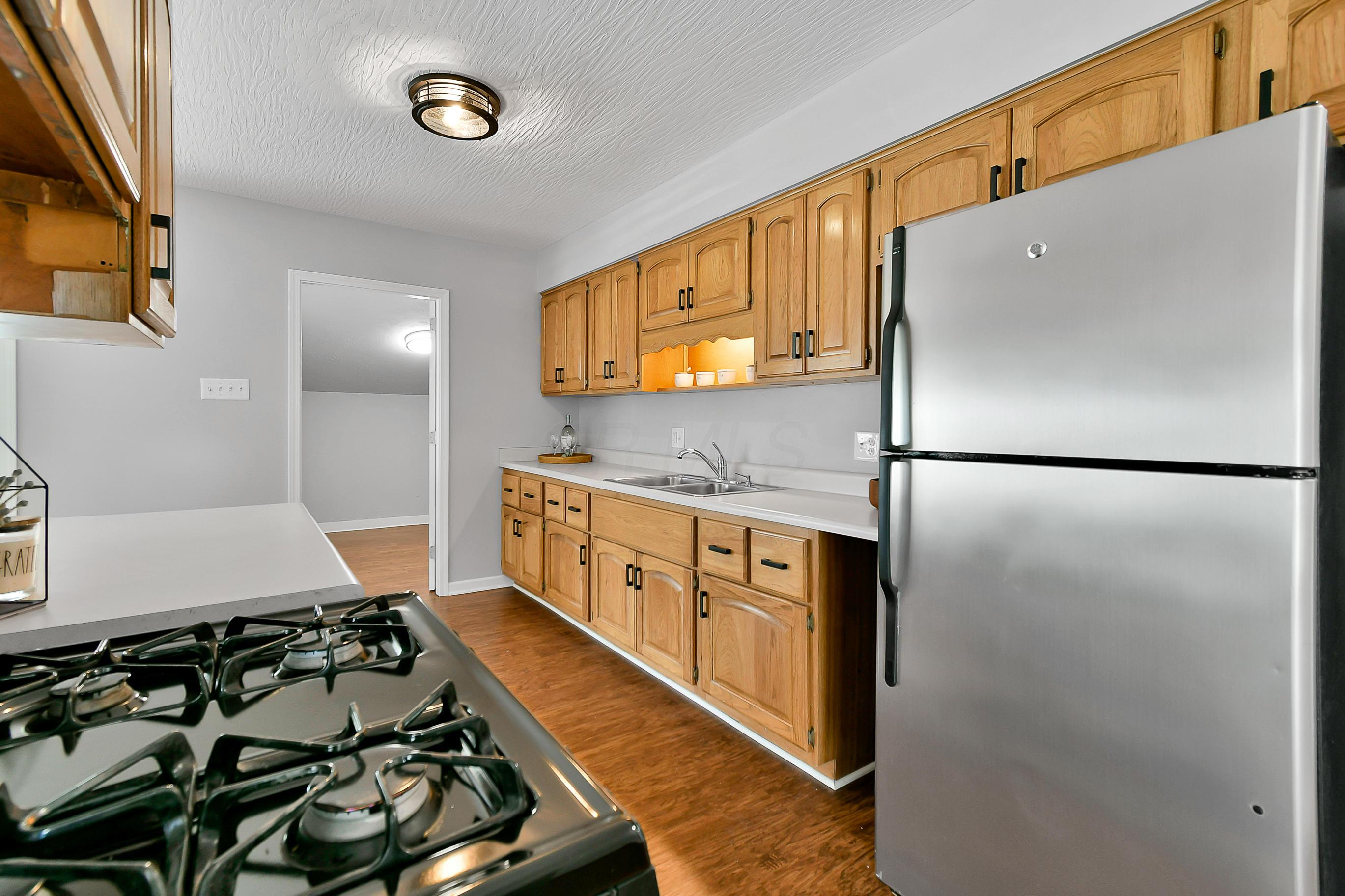 280 Danhurst Road Columbus, OH 43228 - Photo 14 of 35 Gallery Image 14