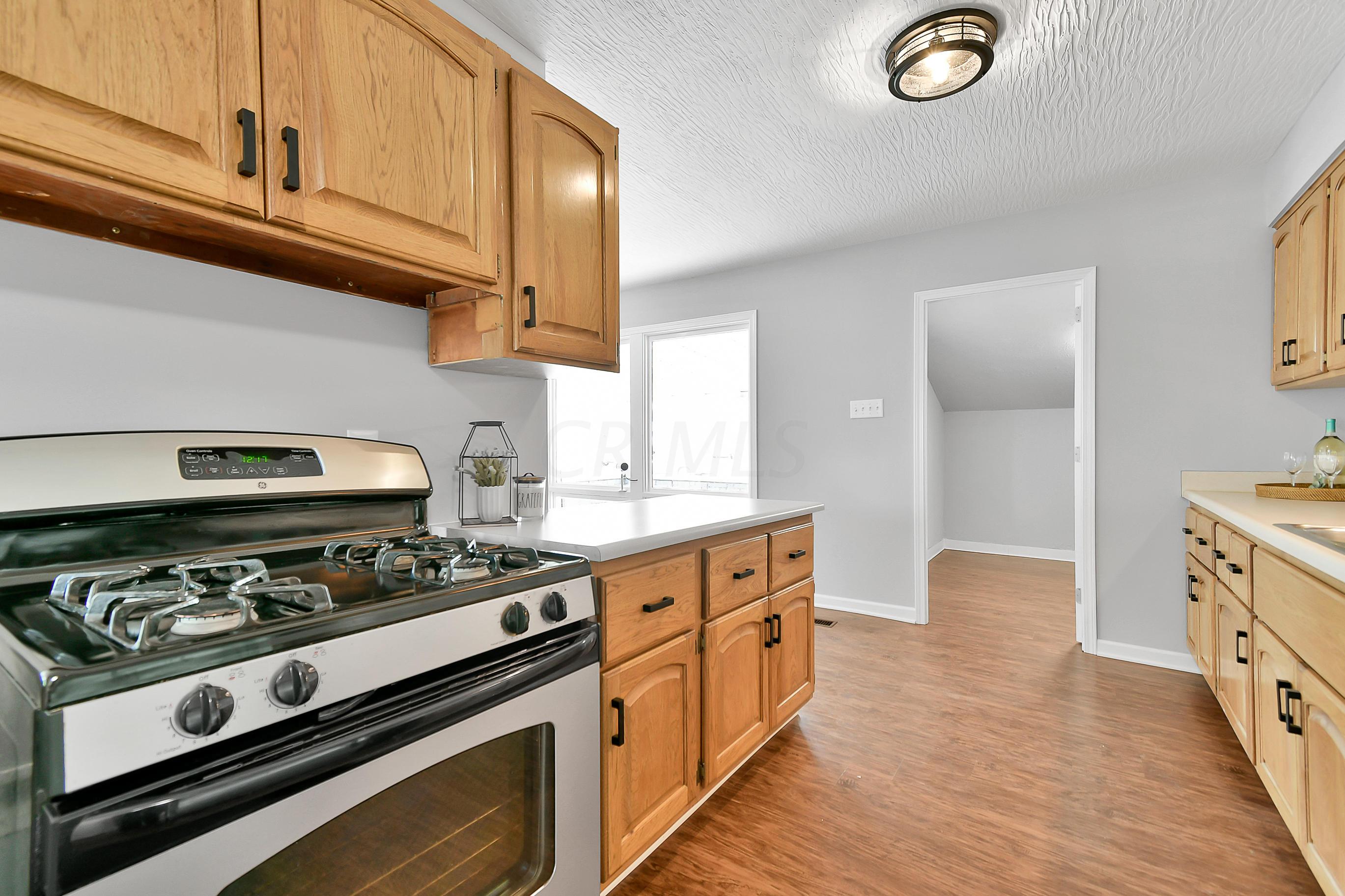 280 Danhurst Road Columbus, OH 43228 - Photo 15 of 35 Gallery Image 15
