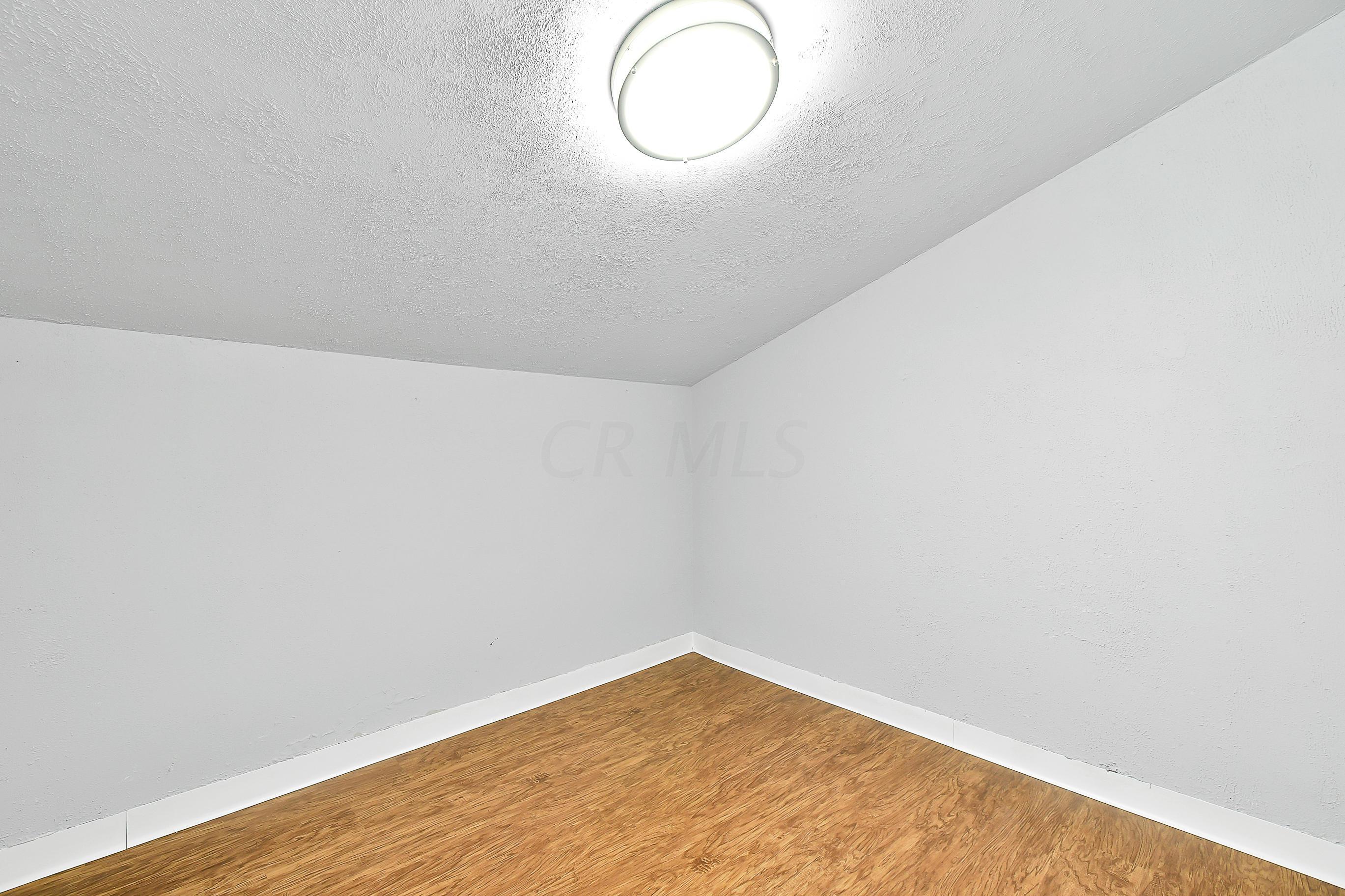 280 Danhurst Road Columbus, OH 43228 - Photo 18 of 35 Gallery Image 18