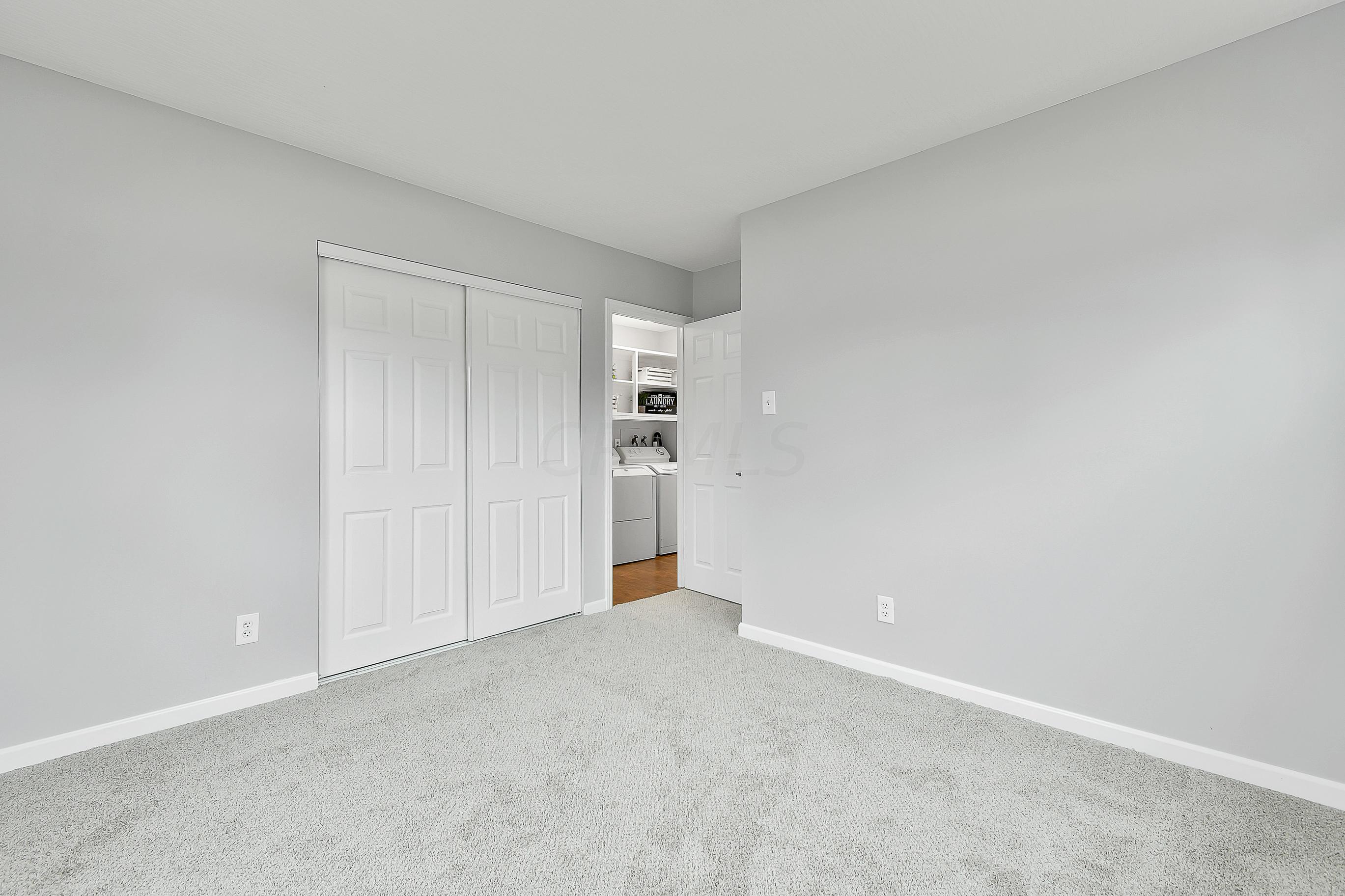 280 Danhurst Road Columbus, OH 43228 - Photo 23 of 35 Gallery Image 23