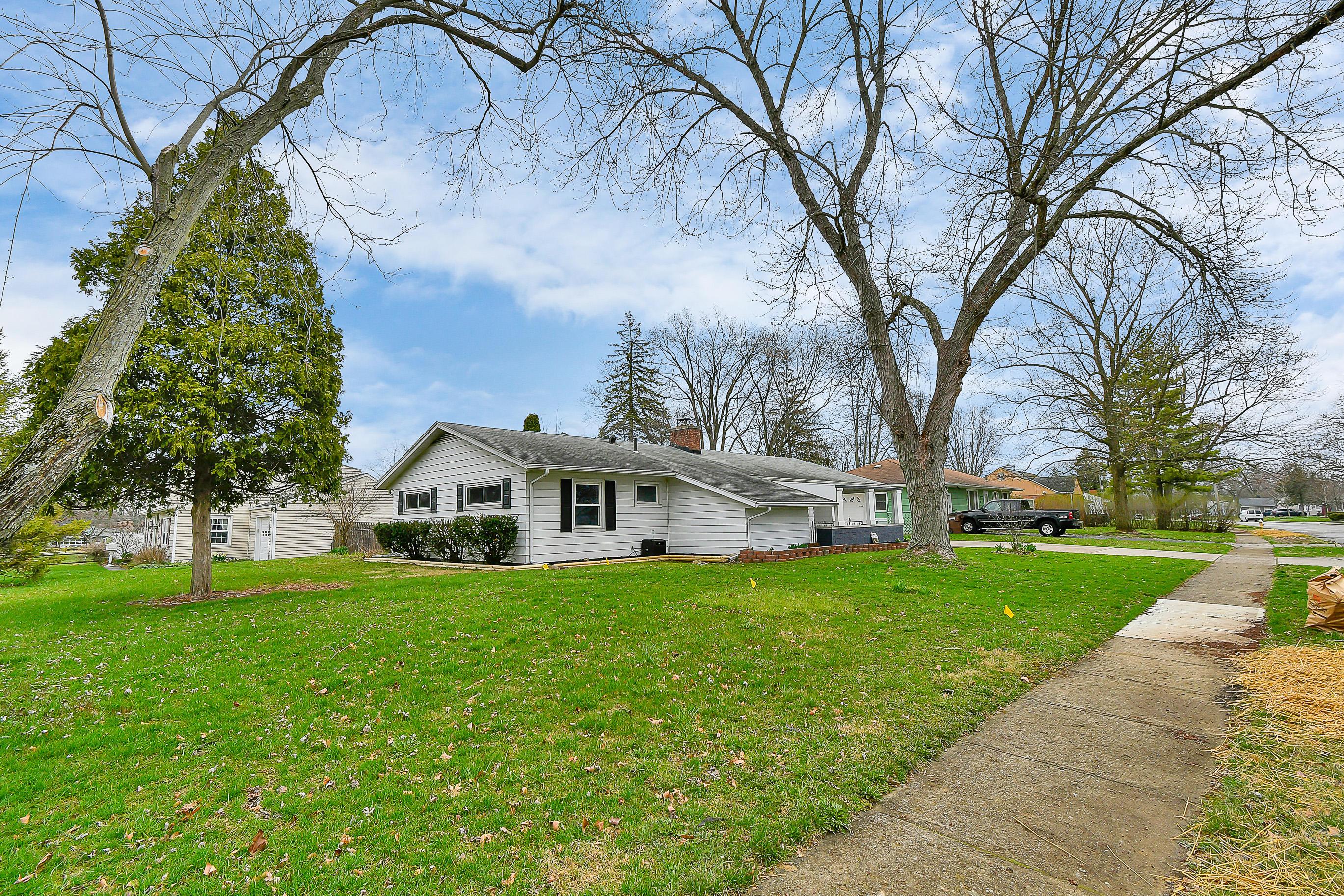 280 Danhurst Road Columbus, OH 43228 - Photo 4 of 35 Gallery Image 4