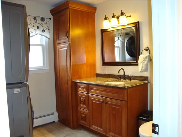 $749,900 | 54 Kimberly Drive, West Greenwich, RI 02817
