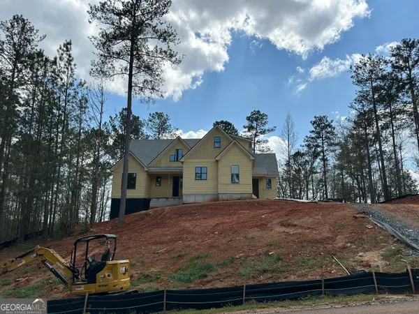 $815,000 | 607 Forest Pointe Drive, Forsyth, GA 31029
