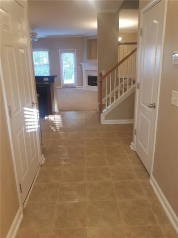 a view of entryway with livingroom