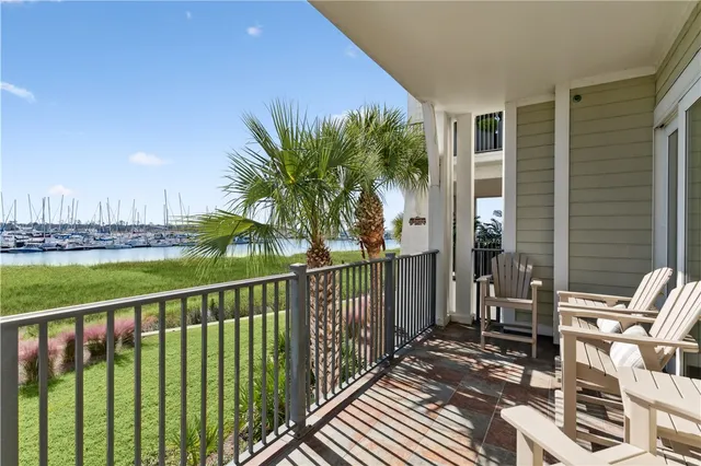 $719,000 | 20 Waterfront Drive, Unit 124, St. Simons Island, GA 31522