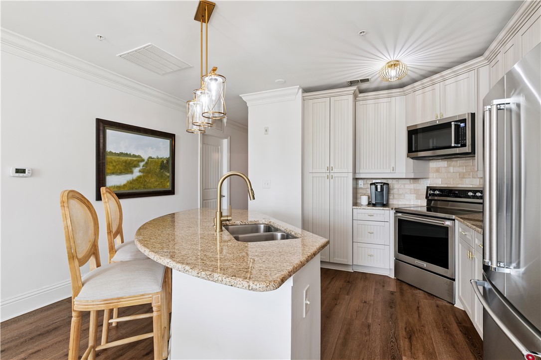 20 Waterfront Drive, Unit 124 St. Simons Island, GA 31522 - Photo 12 of 33