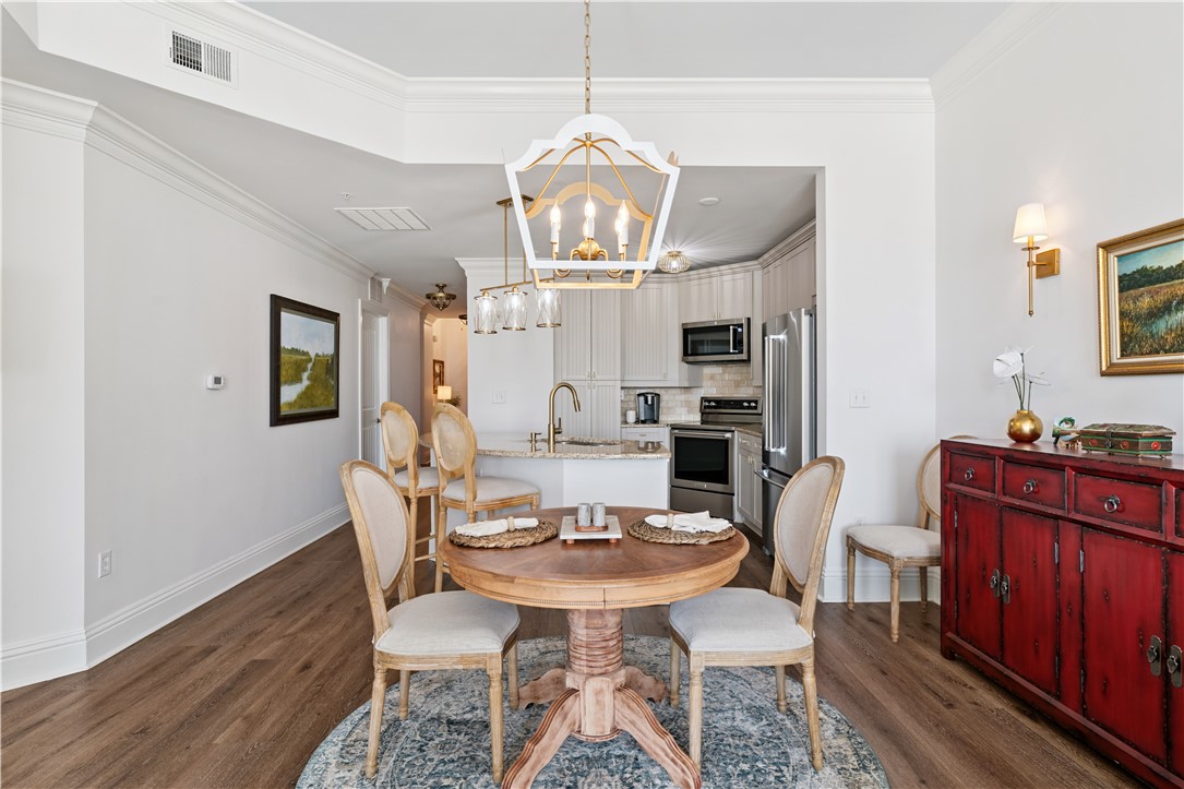 20 Waterfront Drive, Unit 124 St. Simons Island, GA 31522 - Photo 7 of 33