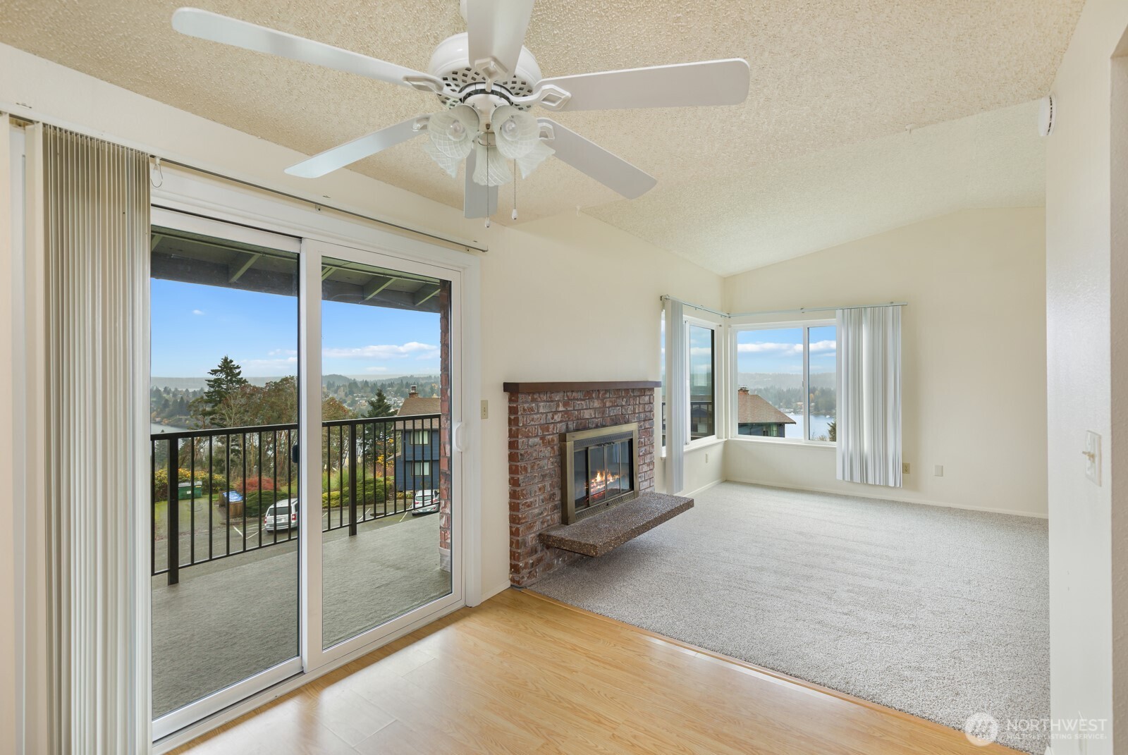 3370 Narrows View Lane Northeast, Unit 202 Bremerton, WA 98310 - Photo 9 of 19