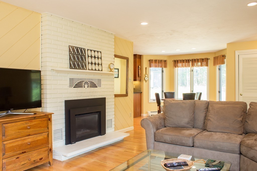 17 Robin Road Norfolk, MA 02056 - Photo 12 of 30 Gallery Image 12