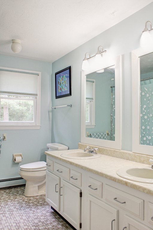 17 Robin Road Norfolk, MA 02056 - Photo 23 of 30 Gallery Image 23