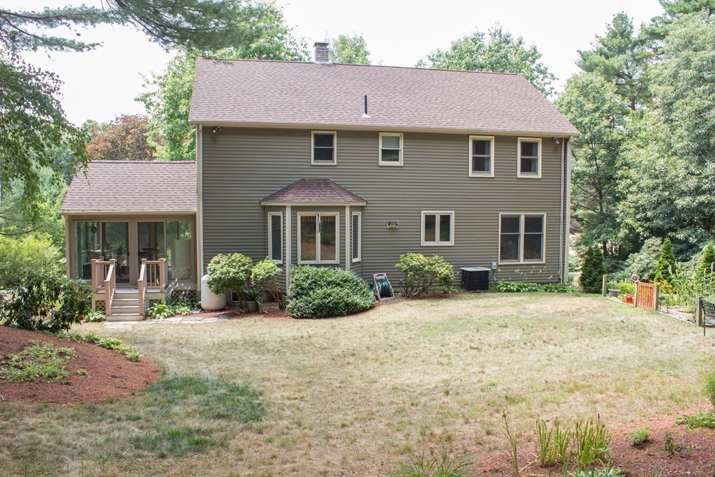 17 Robin Road Norfolk, MA 02056 - Photo 26 of 30 Gallery Image 26