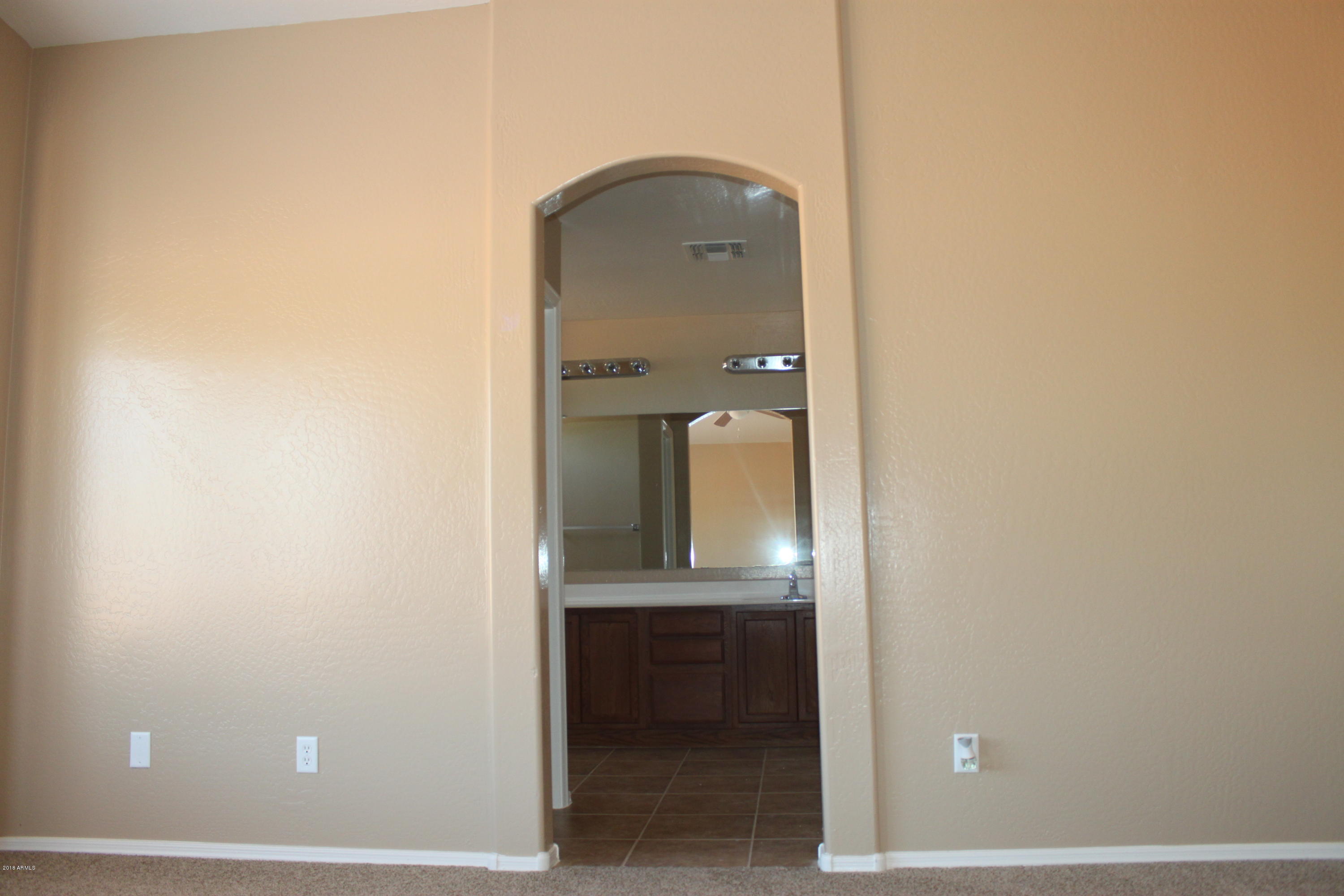 9126 West Payson Road Tolleson, AZ 85353 - Photo 12 of 31 Master Bathroom