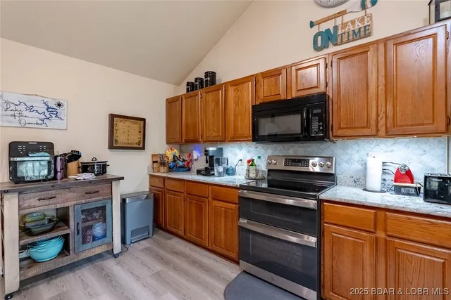 $339,500 | 73 Wilmore Road, Lake Ozark, MO 65049