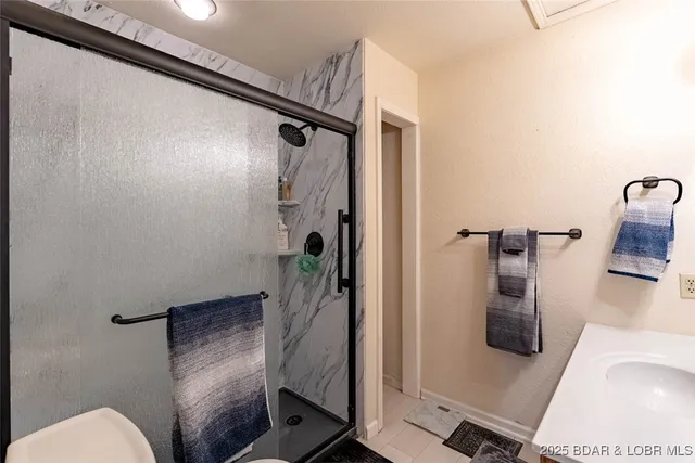 $339,500 | 73 Wilmore Road, Lake Ozark, MO 65049