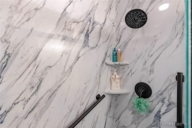 $339,500 | 73 Wilmore Road, Lake Ozark, MO 65049