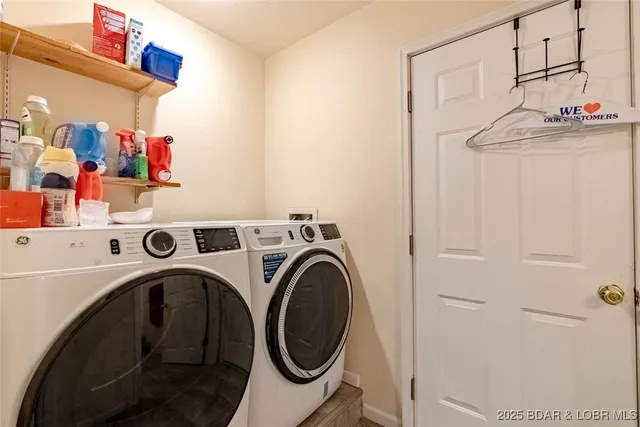 $339,500 | 73 Wilmore Road, Lake Ozark, MO 65049