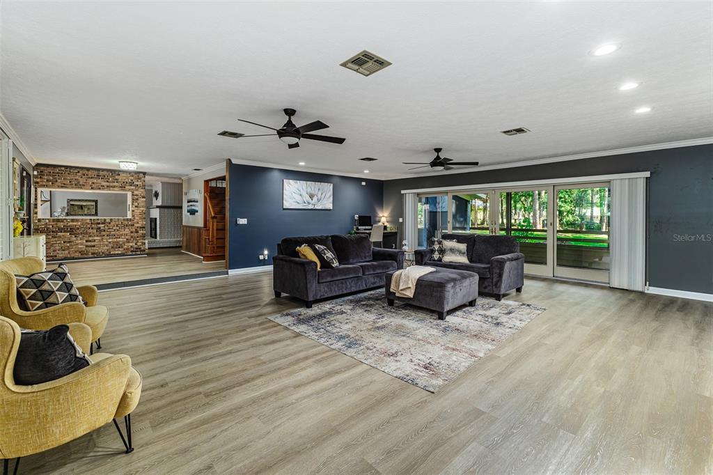 418 N Road Lakeland, FL 33809 - Photo 11 of 60