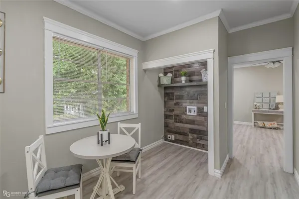 $234,900 | 1930 Cross Lake Boulevard, Shreveport, LA 71109
