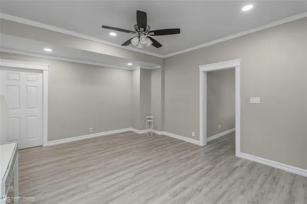 $234,900 | 1930 Cross Lake Boulevard, Shreveport, LA 71109